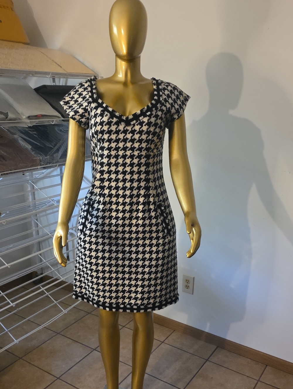 Jessica Howard Black and White Houndstooth Cap-Sleeve Mini Dress